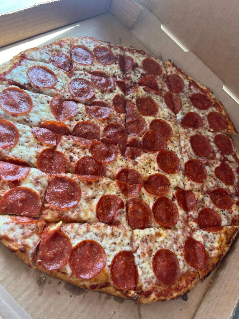 Fan Cave Pizzeria